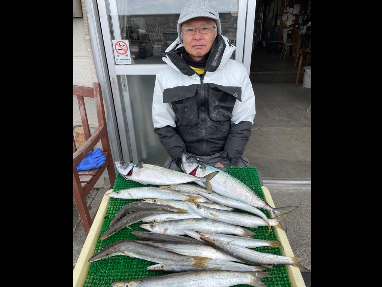 【釣果速報】神奈川県庄治郎丸で40cm級の大型カマスが豊漁！大サバもまじり超豪華な釣行に！