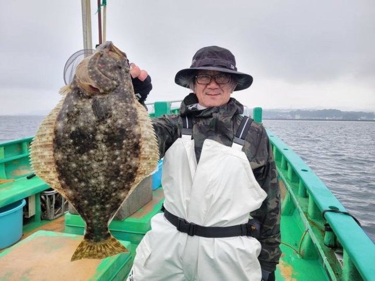 【釣果速報】最大1.8kgの良型ヒラメヒット！！神奈川県深田家のヒラメ釣行は実績抜群で信頼絶大！