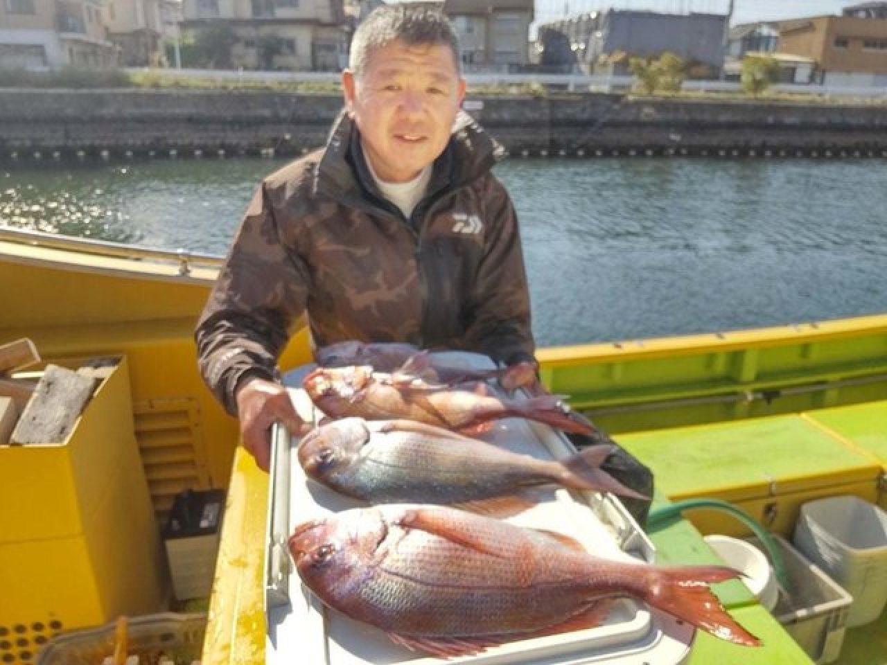 【釣果速報】神奈川県鴨下丸kawanaで2kgの良型マダイをゲット！あなたもこの春は船釣りデビューしてみませんか？