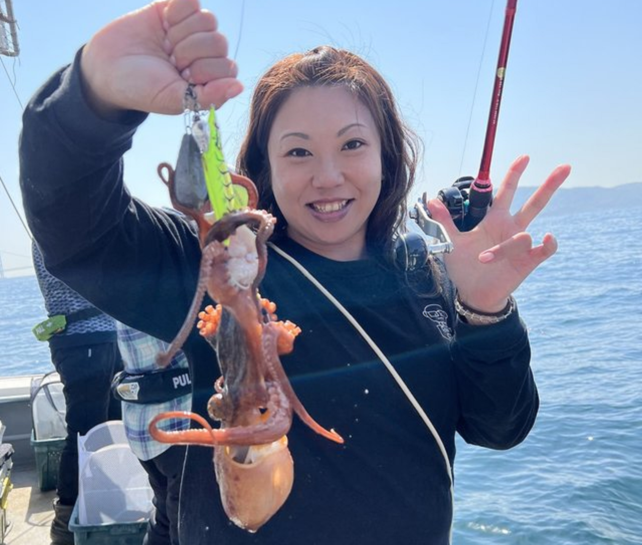 【釣果速報】兵庫県釣り船 福三郎で開幕早々2キロオーバーマダコをキャッチ!順調なスタートを切るなら今!