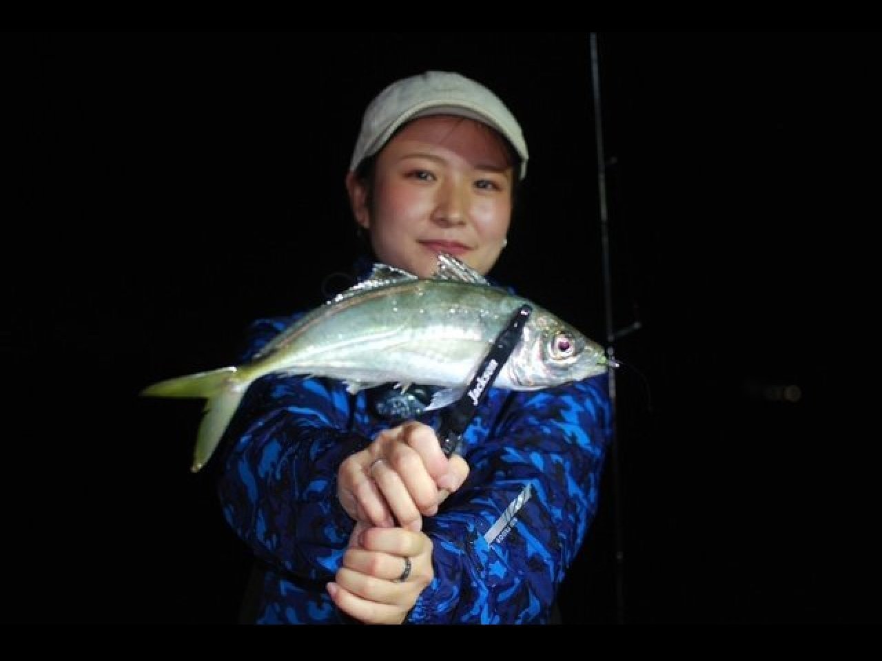 【釣果速報】悪天候にも負けず、和歌山県フィッシングボートAirでアジ絶好調！トップは39匹！最大37cm！お土産バッチリで文句なし！