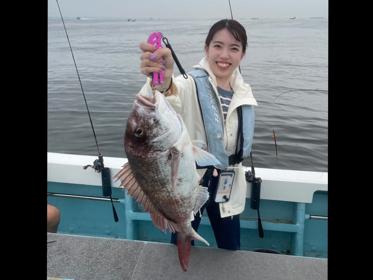 【釣果速報】神奈川県村本海事でマダイ大漁!初心者Aアングラーさんも全員マダイGETで超めでたい!