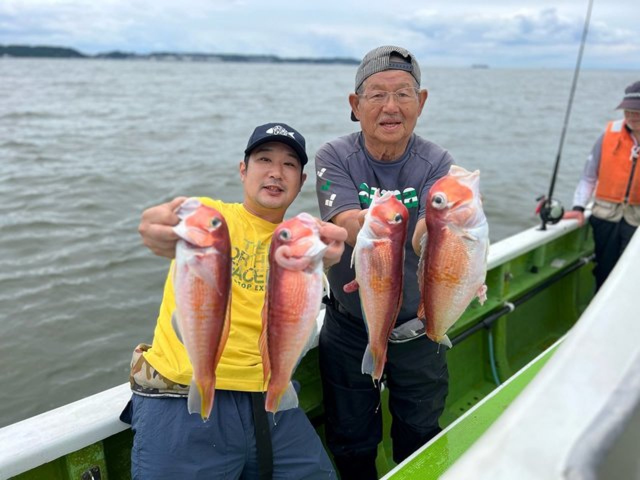 【釣果速報】神奈川県政信丸で43cmの良型アマダイGET!ゲストは水族館が開けるぐらいバラエティ豊かに!一度の釣りでたくさんの魚たちとの出会いを楽しもう!