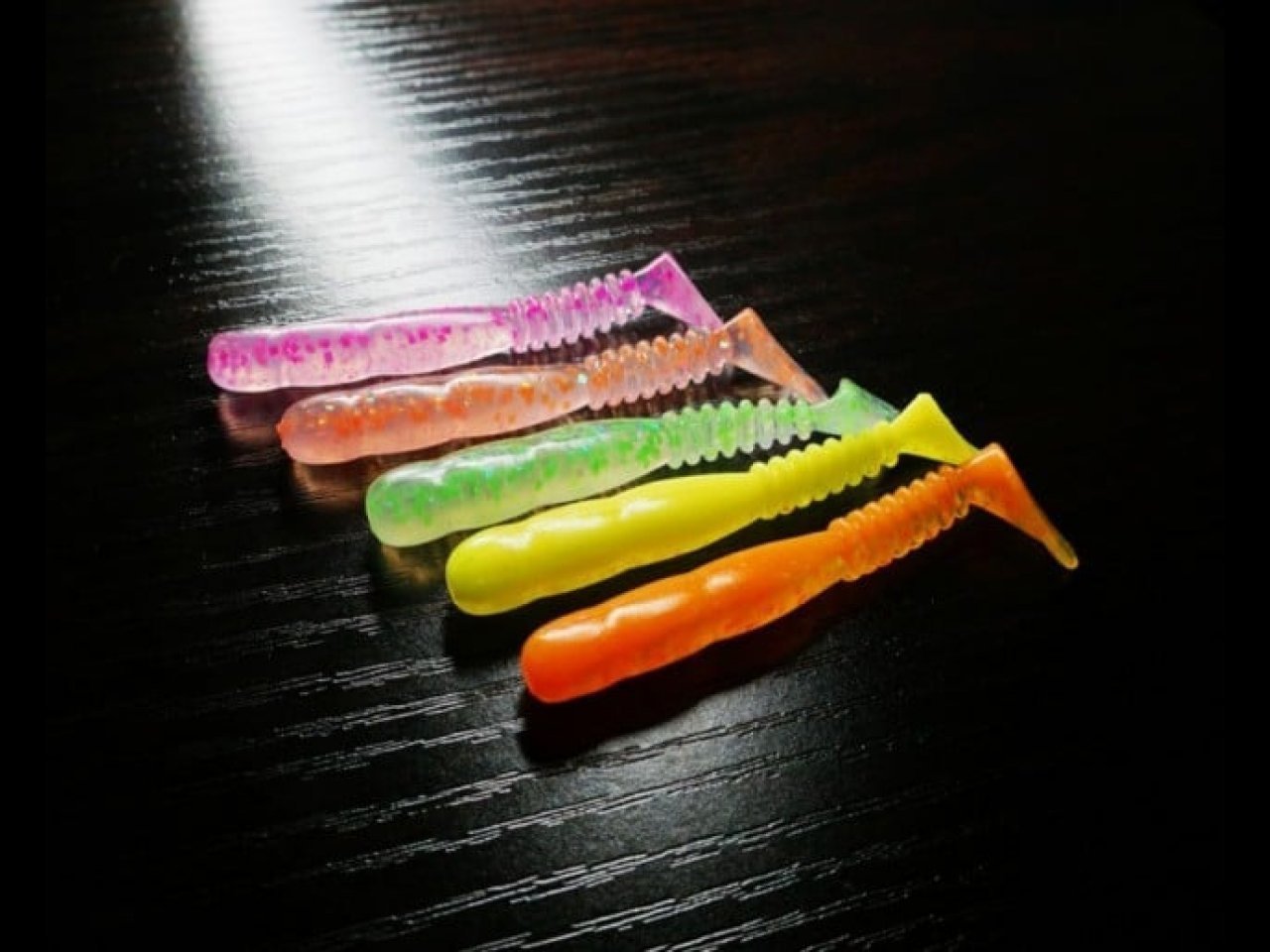 【新製品速報】レイン製品からロックフィッシュワーム シャーベットカラーが発売開始!