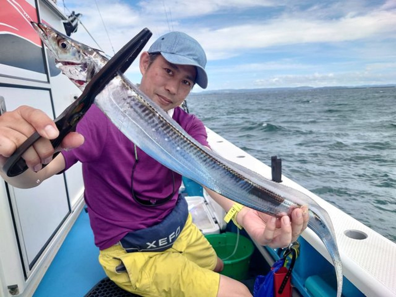 【釣果速報】東京都深川 吉野屋でメーター級のタチウオをGET!アタリも好調な今が楽しい!