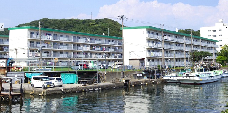 船着き場のアップ写真