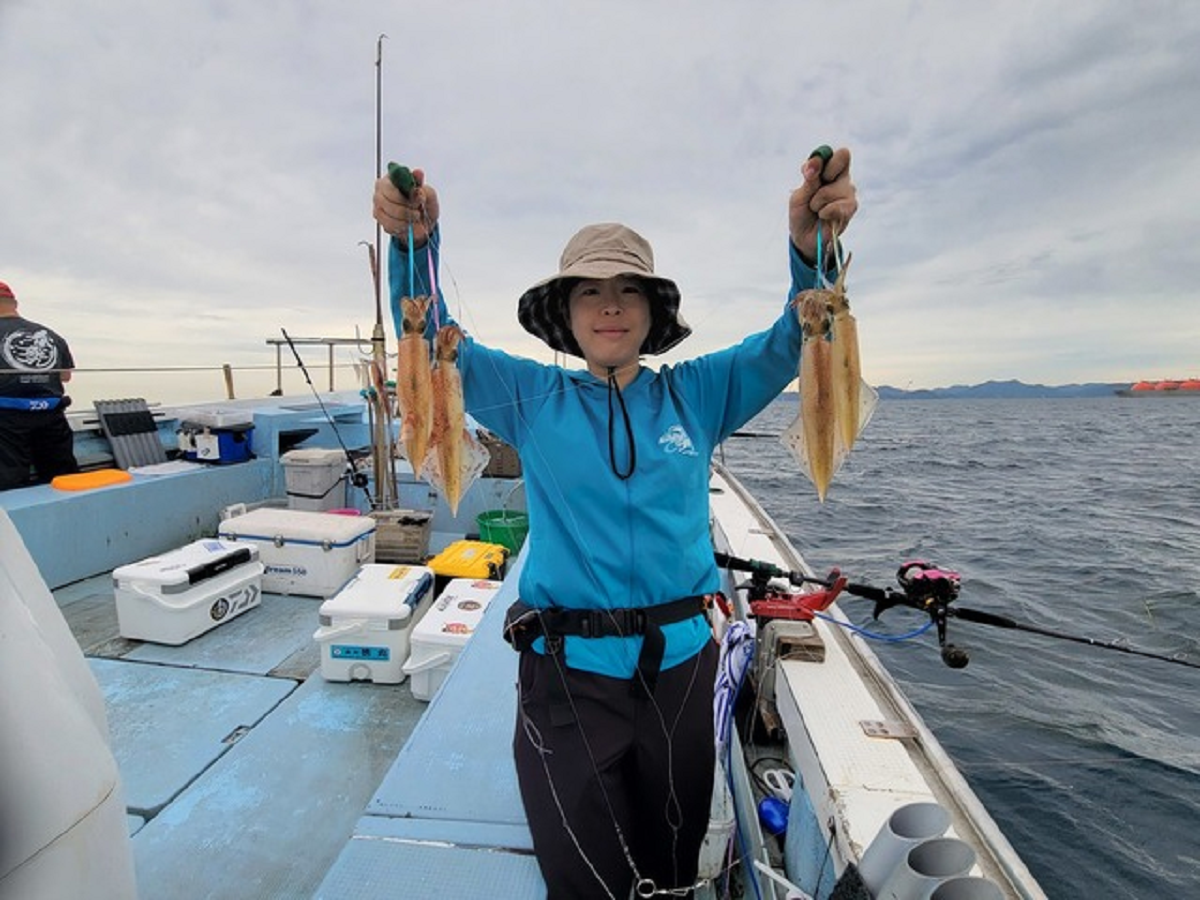 【釣果速報】神奈川県春盛丸で35cmの良型ヤリイカ確保!ビッグサイズの高級イカを今こそ狙いに行こう!