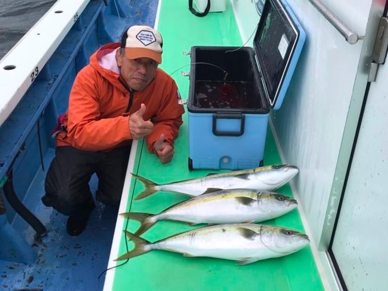 【釣果速報】神奈川県大松丸でワラサ好調！6kgのどっしりサイズ上がる！青物の引きを存分に感じられる大満足の釣行に！