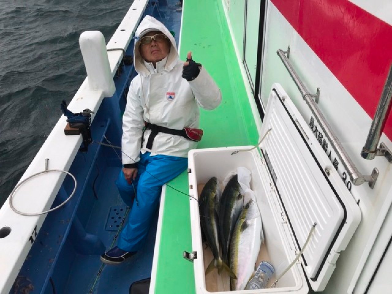 【釣果速報】ワラサが好調にヒット！サイズも6.0kgの良型！神奈川県大松丸で釣り人生最高の釣行に繰り出そう！