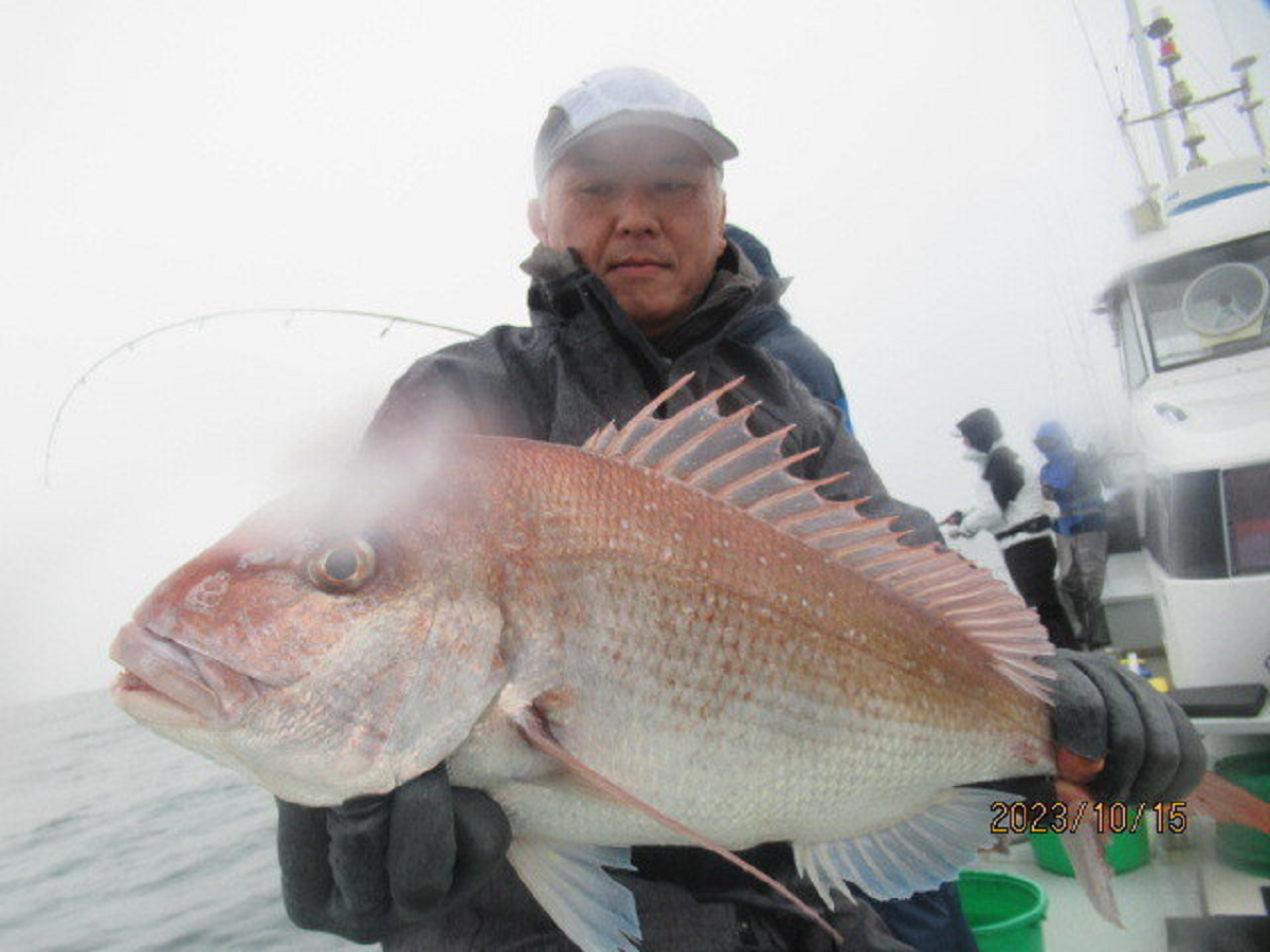 【釣果速報】福島県つりエサ豊漁で68cmの良型マダイをゲット！ヒラメ・メバル・イナダなど多彩なゲストも見え釣行は大充実！