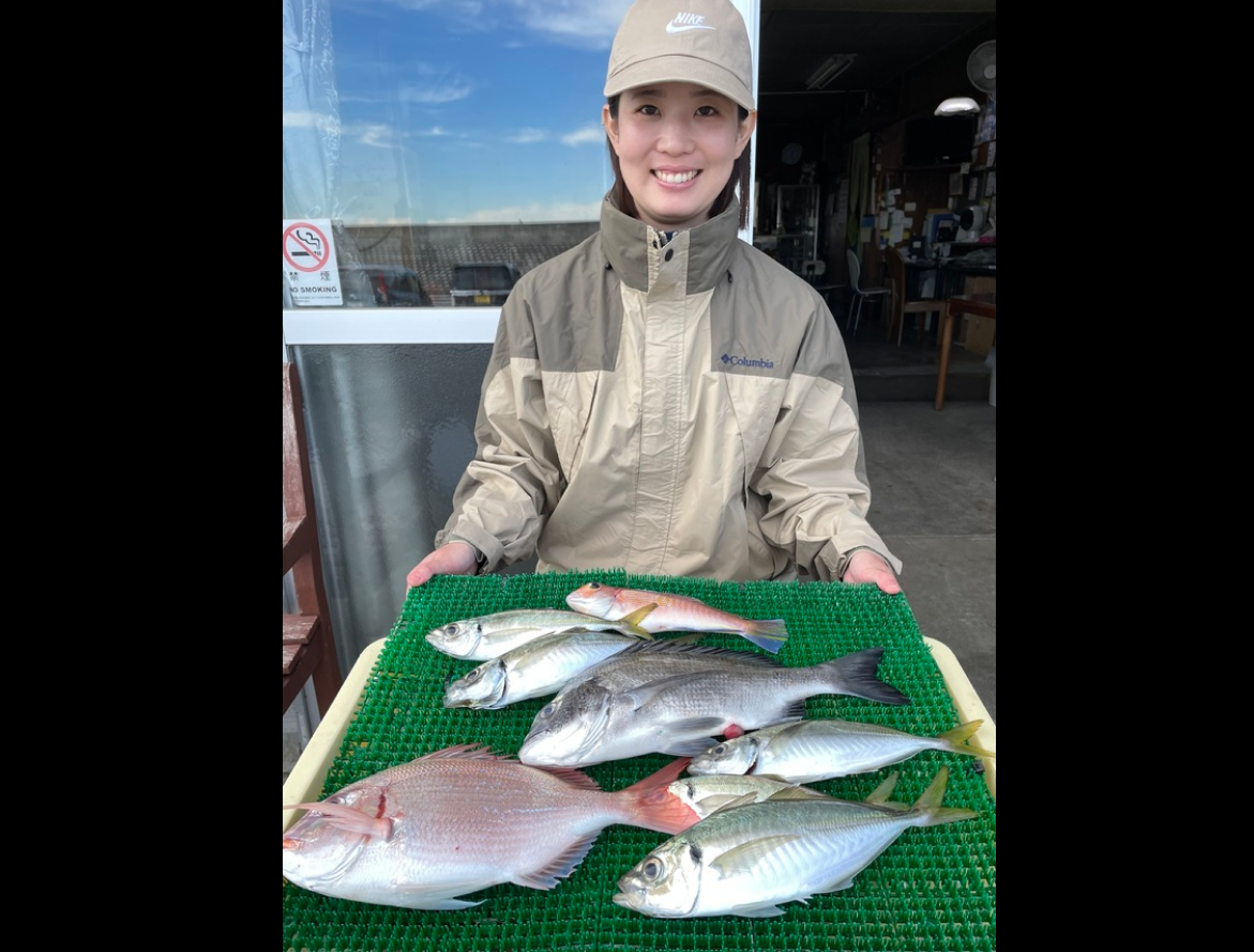【釣果速報】35cmのメガアジを筆頭に良型アジ続々上がる！質も味も大満足の釣りがしたいなら神奈川県庄治郎丸一択！