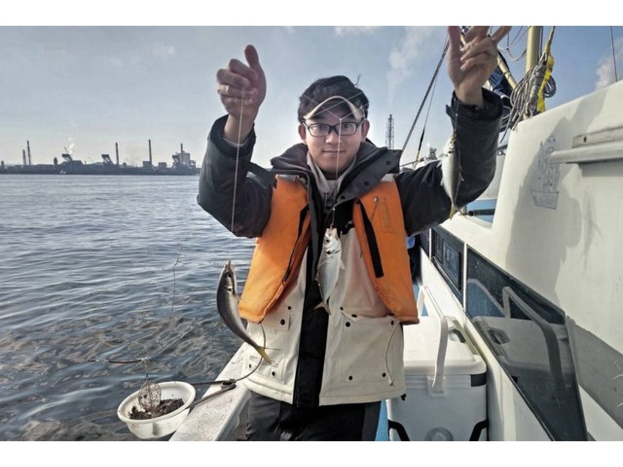 【釣果速報】東京都深川 吉野屋でマアジ絶好調!最大99匹!!お土産どっさりの釣行になりますよ!みんな集まれ!