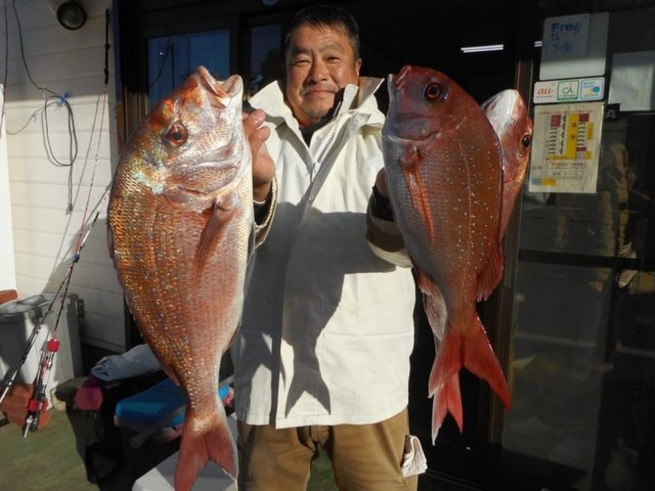 【釣果速報】神奈川県つね丸で最大2.20kg、TOP3枚のマダイGET！外道もHITし、お土産ばっちり！