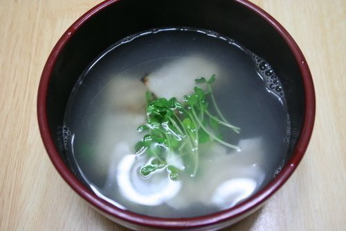 アジの潮汁の写真