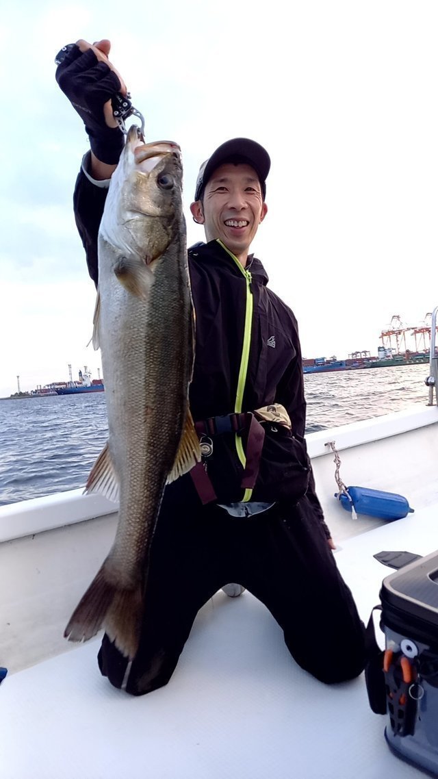 シーバスガイド船エデン