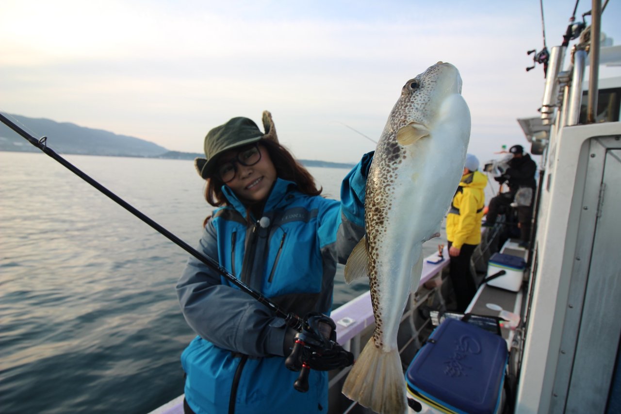 人気急上昇の「カットウ釣り」。名手が教える淡路島フグ釣りの神髄