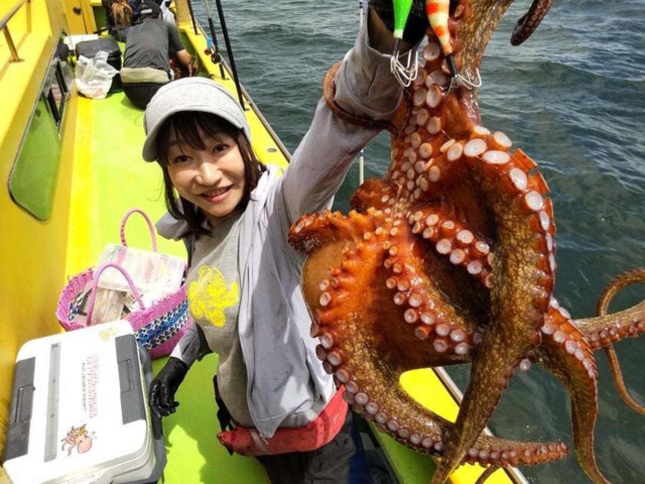 【釣果速報】神奈川県鴨下丸kawanaで迫力の2.29kgマダコをGET！海のモンスターと熱いファイトを繰り広げろ！