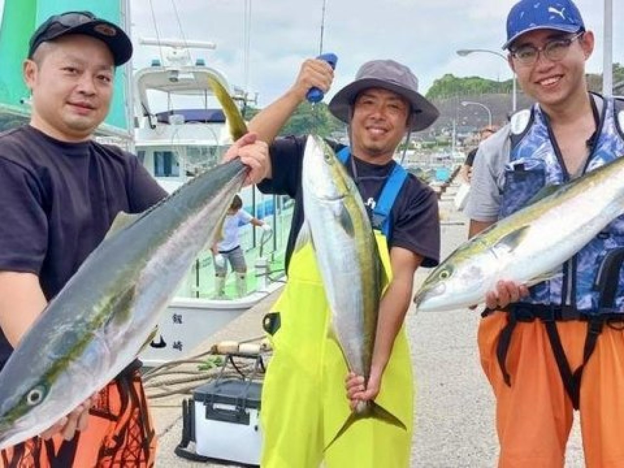 【釣果速報】神奈川県あまさけや丸が7.4kgの良型ブリゲットで好調！泳がせ釣りのダイナミックなファイトを絶対一度は体験して！