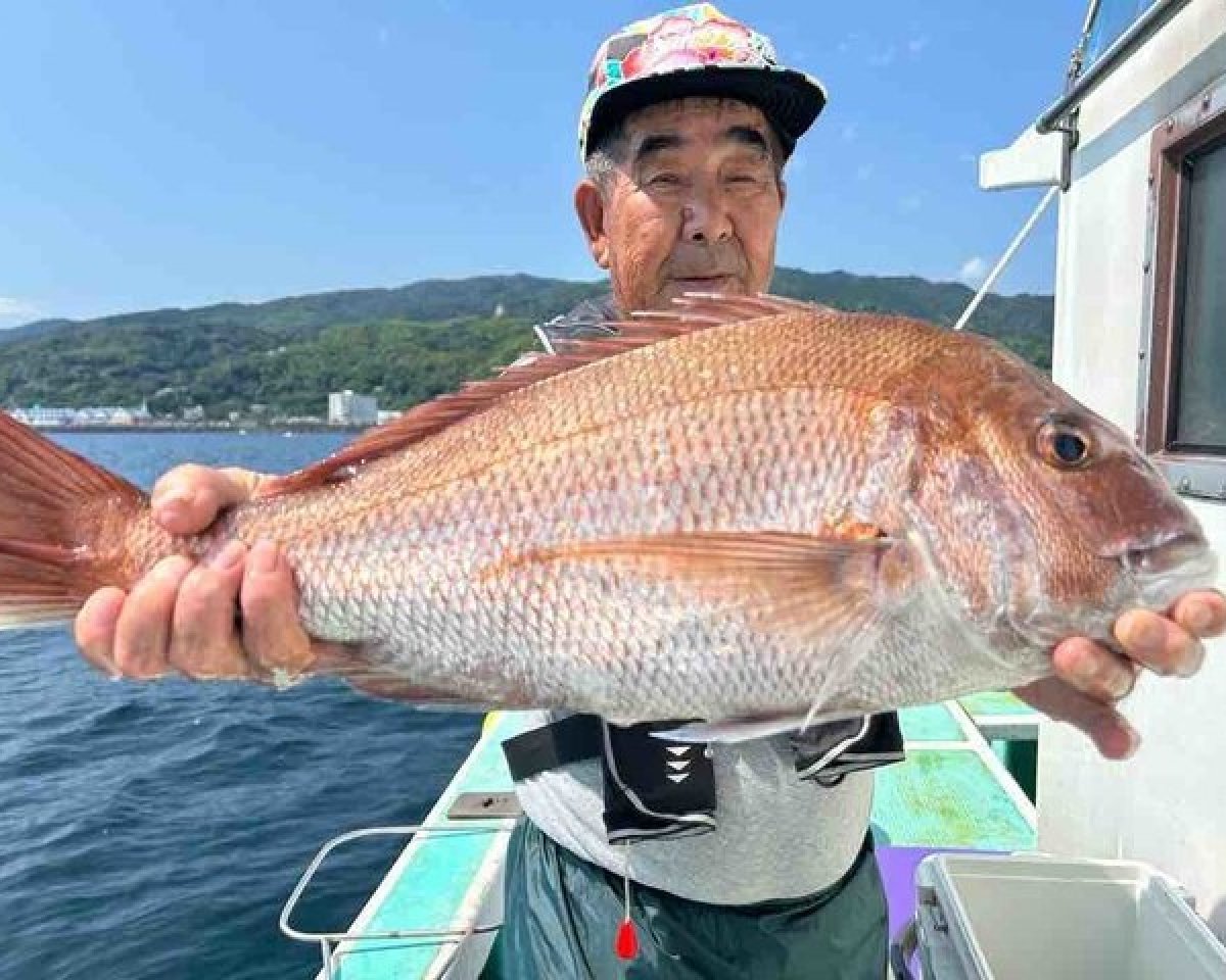 【釣果速報】静岡県富八丸でマダイ・イナダ・アジと人気魚種続々ゲット！いろいろな魚との出会いを楽しみたい人は即予約を！