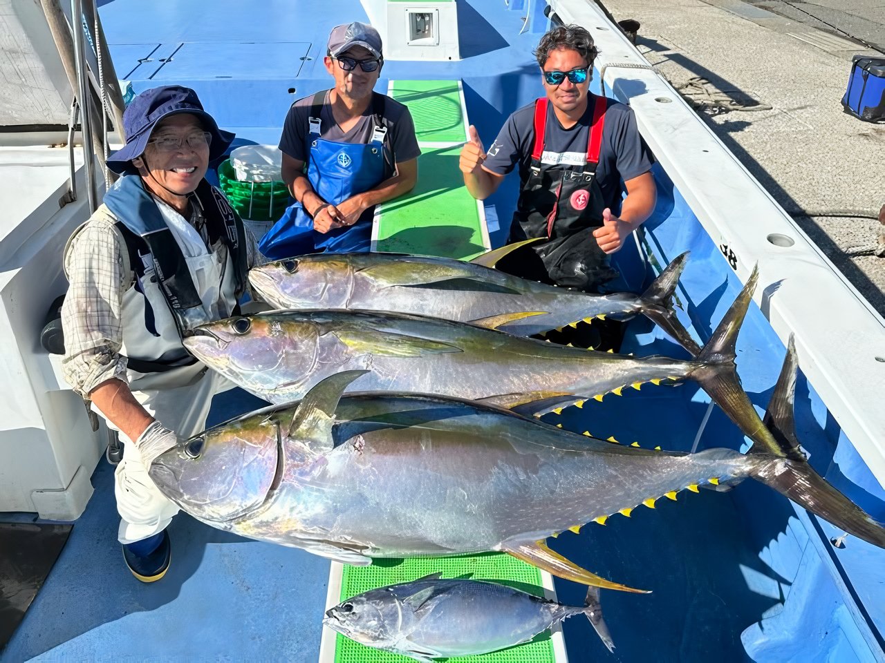 【釣果速報】神奈川県大松丸でキハダマグロとの熱い戦いが何度も繰り広げられる！28.00～33.00kgサイズをゲット！