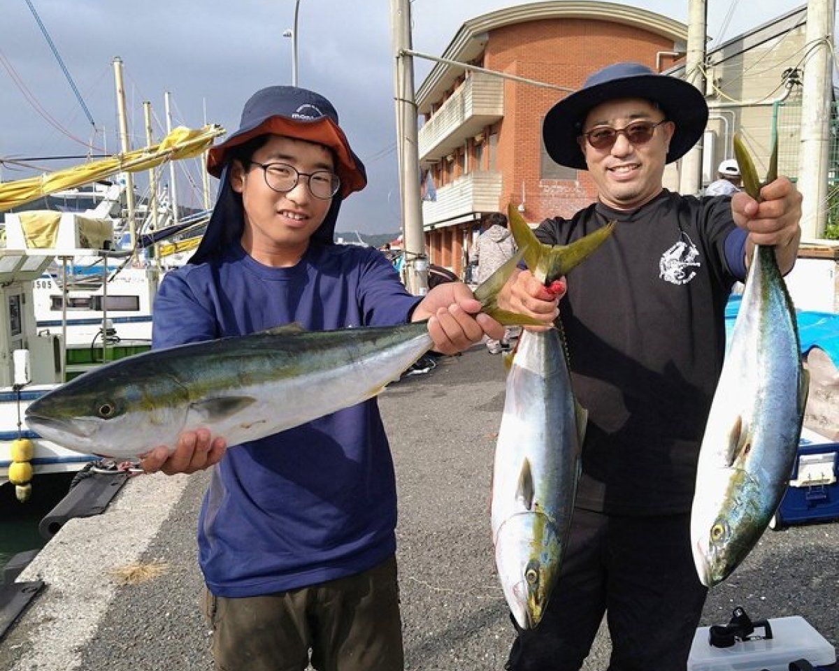 【釣果速報】良型アジがクーラーにぎっしり！神奈川県愛正丸で質も量も大満足の釣行を楽しもう！