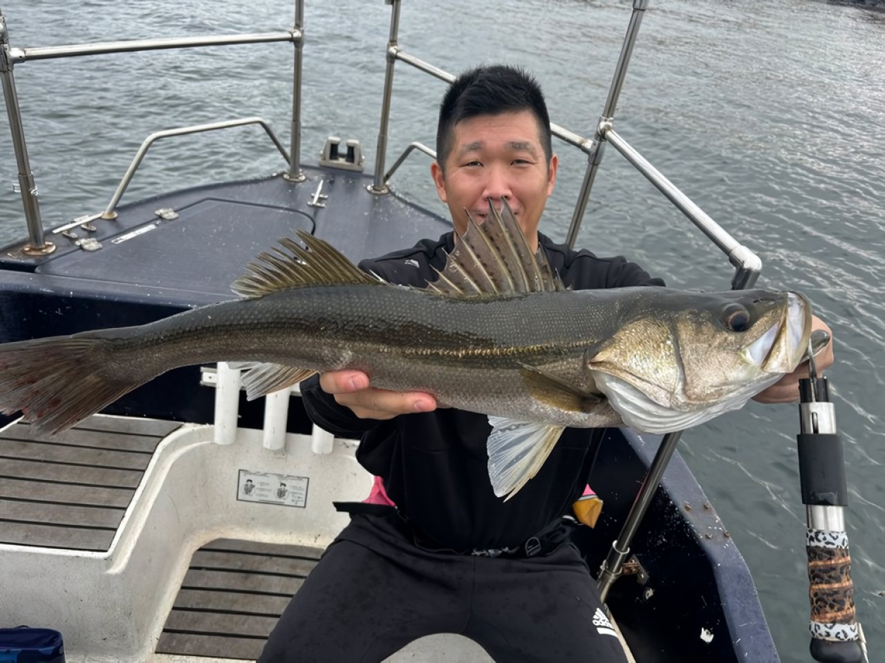 【釣果速報】千葉県TARGETで大人気のシーバス釣行！船長厳選のポイントで良型ヒットの大熱戦！今後爆釣の予感！