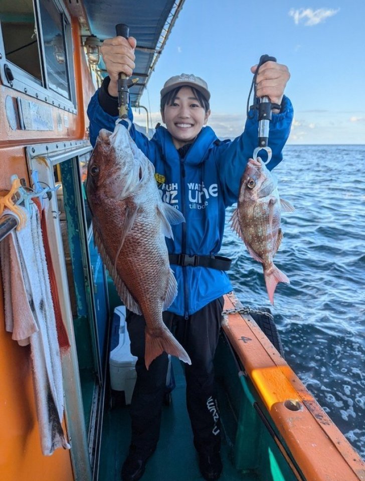 【釣果速報】でか～～～～い！兵庫県海蓮丸で67㎝のマダイキャッチ！現在、中～大鯛メインにコンスタントに釣れてる模様です！