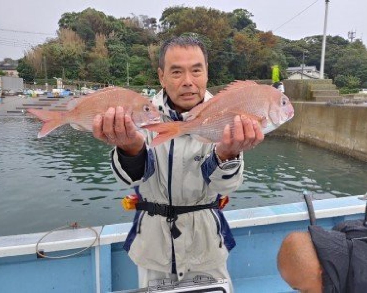 【釣果速報】神奈川県長助丸で0.8kgの良型マダイをゲット！ヒット多数な今がチャンス！