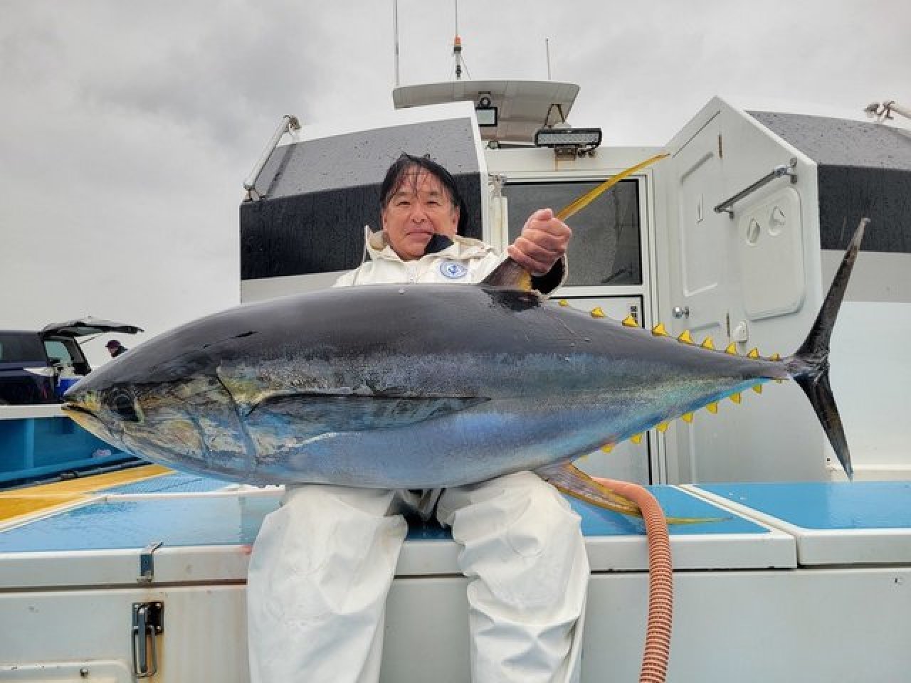 【釣果速報】神奈川県成銀丸にて54.30kgの巨大キハダを確保。次に記録更新するのはあなたかもしれません！