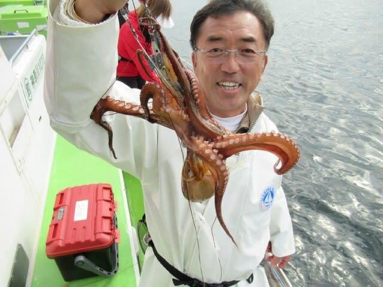 【釣果速報】神奈川県長崎屋でマダコ好調！最大0.80kg！ぜひ乗船予約を！