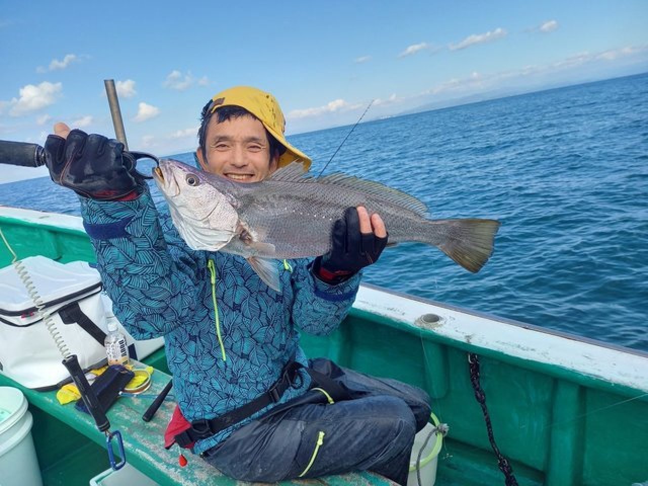 【釣果速報】和歌山県大南荘勝丸でヒラメ&ニベGET！！ニベ最大70cm！ニベはショア、オフショア問わず狙えるターゲットです。ぜひ乗船予約を！