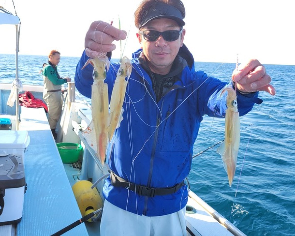 【釣果速報】ヤリイカが終日ヒット！茨城県春盛丸に乗船して憧れの高級イカを釣りに行こう！