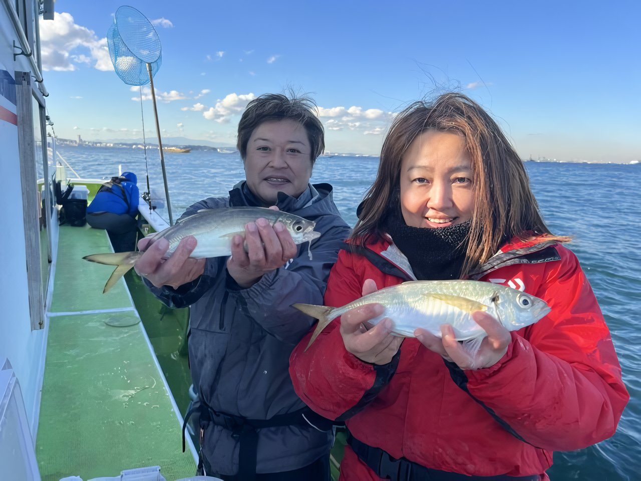 【釣果速報】神奈川県政信丸で良型アジ絶好調！40cmのジャンボアジも！初心者アングラーもお土産どっさりの釣行になりますよ！