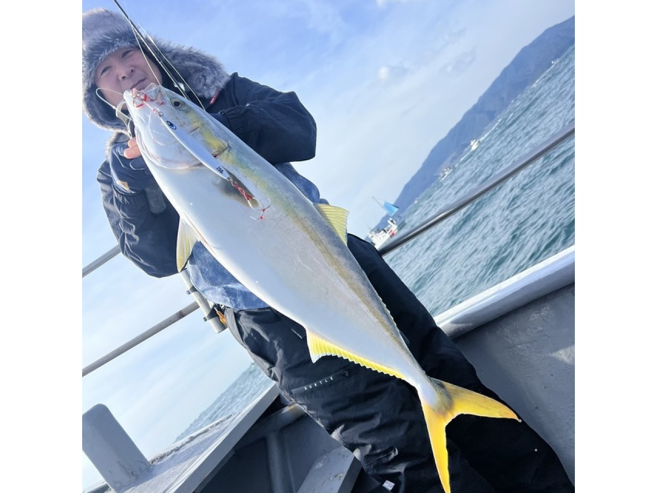 【釣果速報】和歌山県海虎でコンスタントに青物釣れる！一日中ファイトに明け暮れる大充実の釣行に出かけてみませんか？        