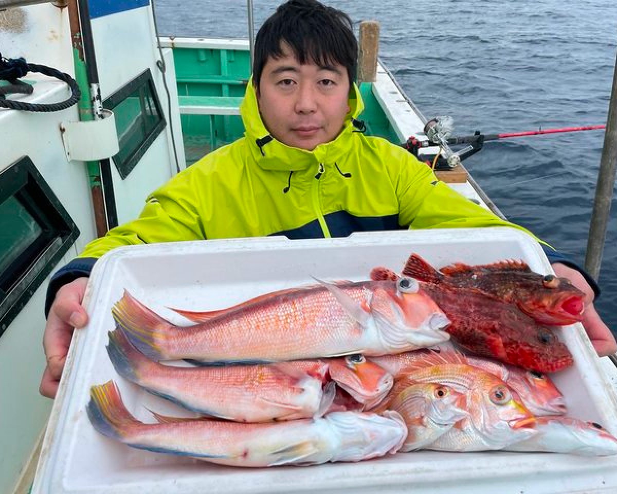 【釣果速報】神奈川県喜久丸で50cmの良型アマダイGET！ゲストは水族館が開けるぐらいバラエティ豊かに！一度の釣りでたくさんの魚たちとの出会いを楽しもう！