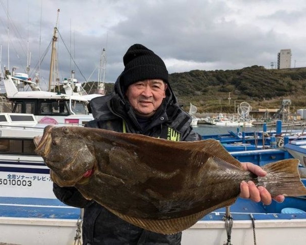 【釣果速報】3.2㎏の座布団出る！大型交じり食い順調のヒラメは千葉県隆正丸で狙いに行こう！