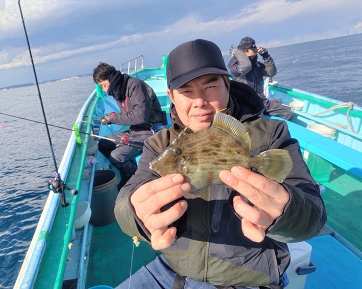 【釣果速報】千葉県加平丸で極上の肝パンカワハギをゲット！サイズも25cmを筆頭にビッグサイズ主体！冬の味覚をいち早くゲットしよう！