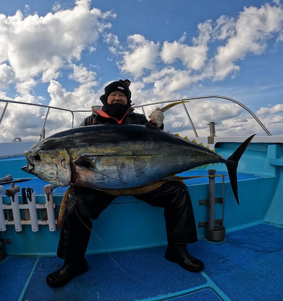 【釣果速報】静岡県もき丸でキハダマグロとの熱い戦いが何度も繰り広げられる！62kgサイズをゲット！