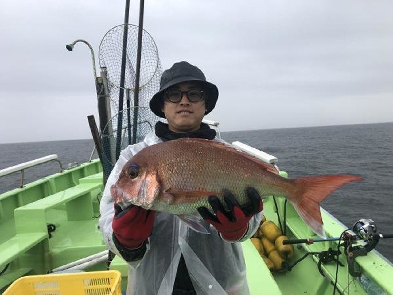 【釣果速報】雨も風も敵じゃない！神奈川県丸又丸でマダイ・イサキ・アジをゲット！クロダイ&メジナもHIT！ぜひ乗船を！