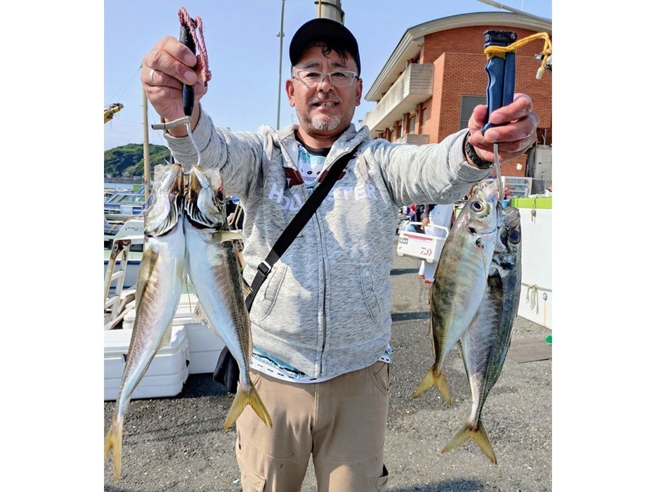 【釣果速報】神奈川県愛正丸でアジGET！サバも多めです！ぜひ自己最高記録を狙ってみませんか？