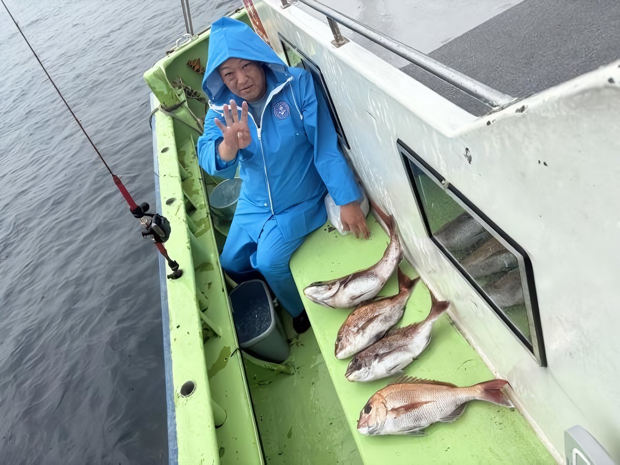 【釣果速報】神奈川県丸又丸で3.30kgのど迫力マダイをキャッチ！週末は大物マダイを捕まえに行きませんか？