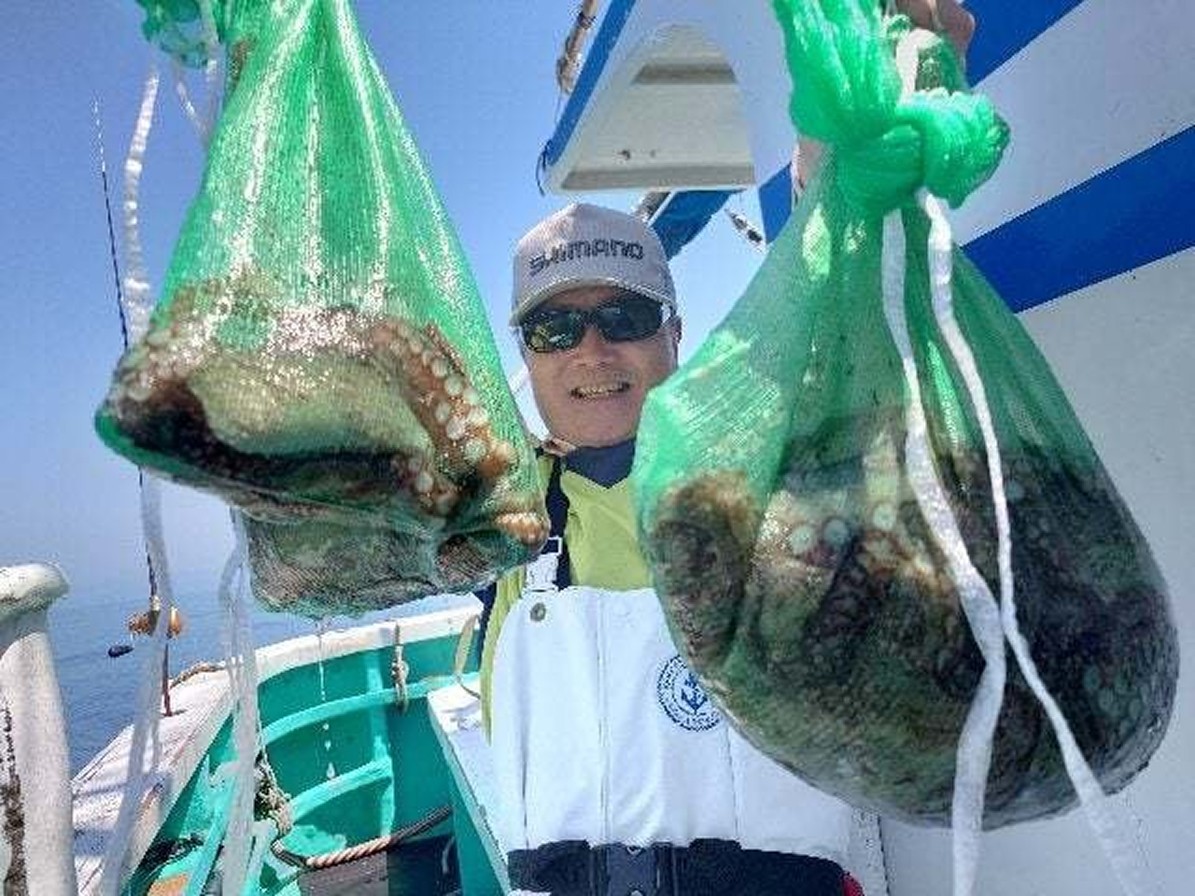 【釣果速報】3.4kgのモンスターマダコ確保！千葉県利永丸の船長が厳選するポイントで記録更新マダコを釣ろう！
