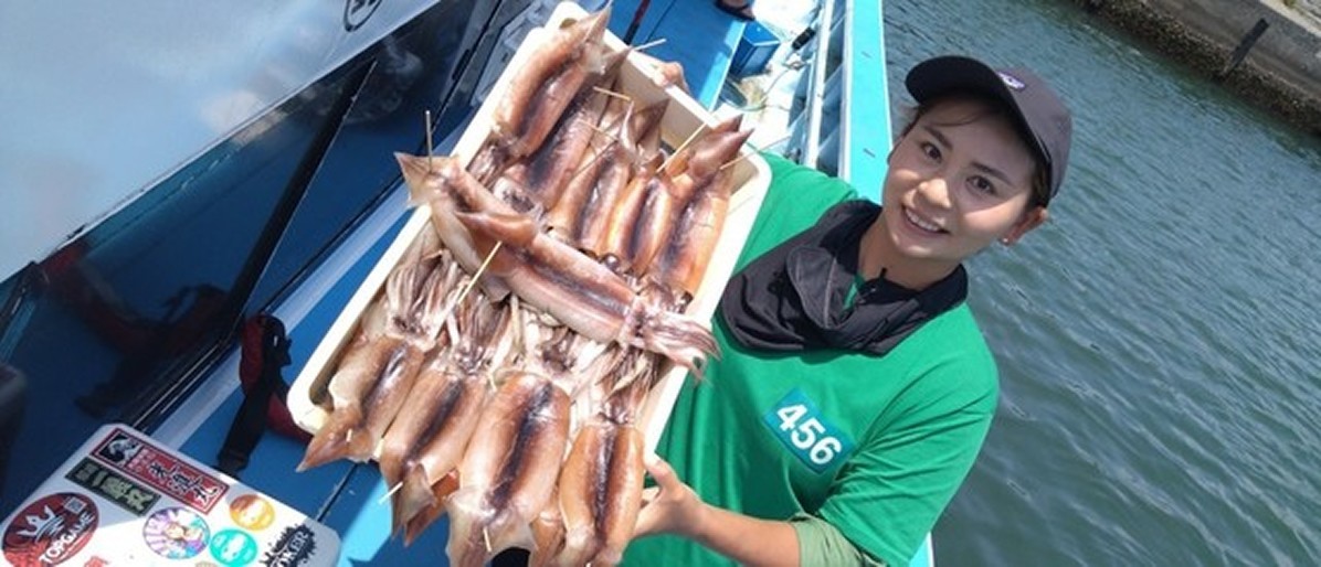 【釣果速報】スルメイカが終日ヒット！7点掛け、8点掛けも！千葉県不動丸に乗船して憧れの高級イカを釣りに行こう！