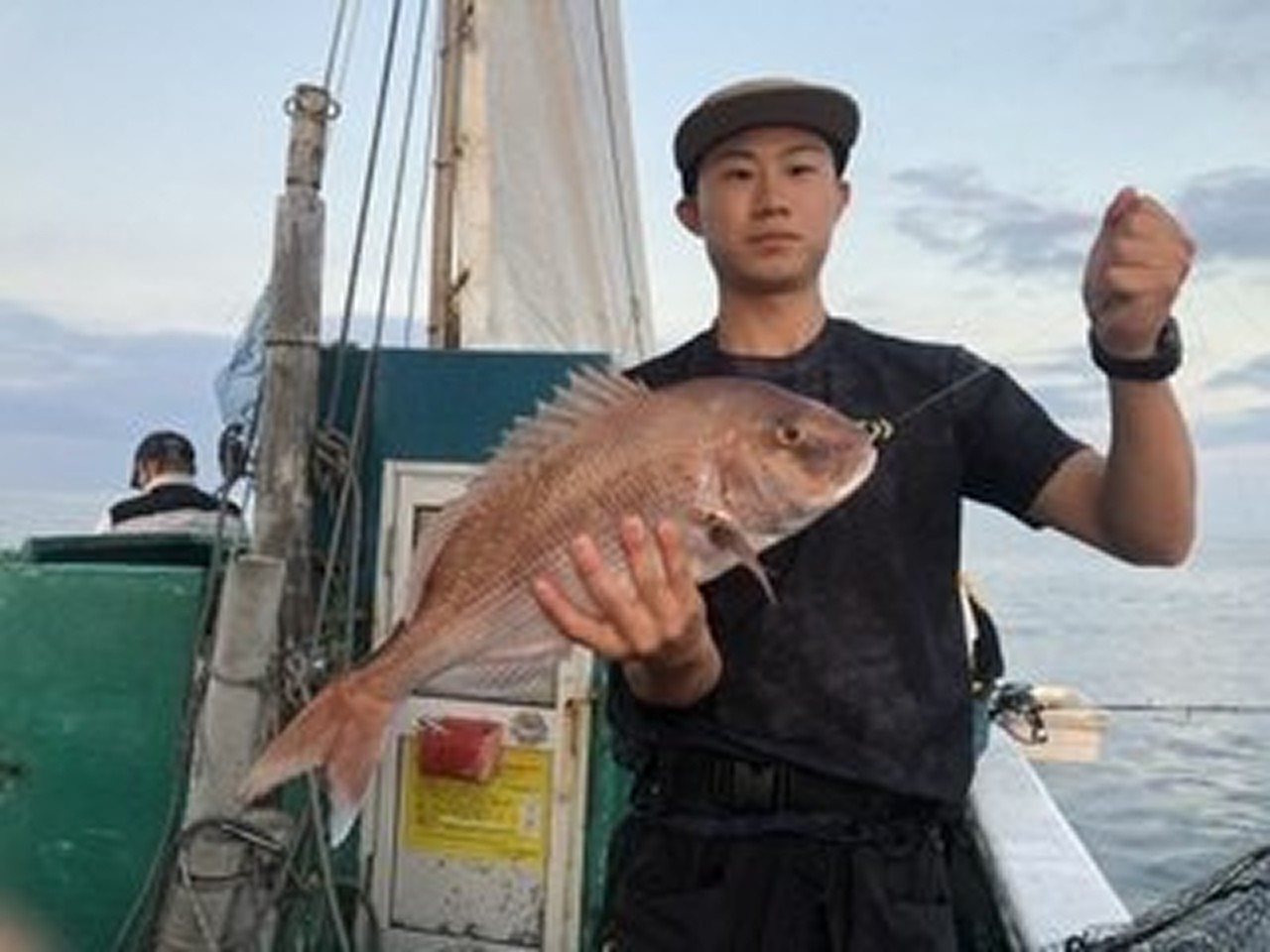 【釣果速報】和歌山県西原丸でマダイ・グレ上がる！ノッてる今、大物ゲットの夢を掴め！