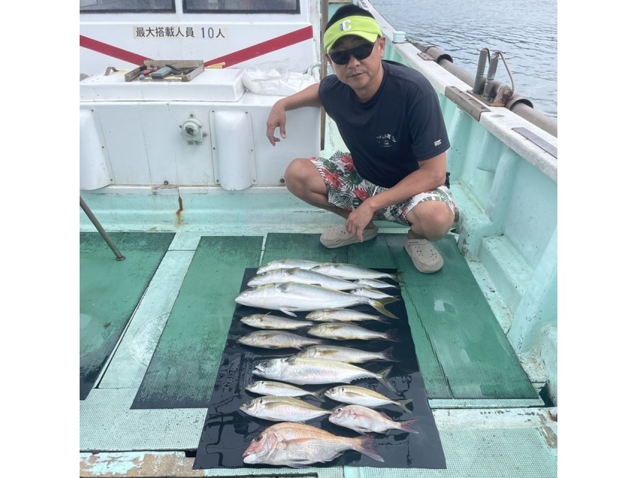 【釣果速報】雨にも負けず、和歌山県淡隆丸でマダイ・マサバ・マアジ・イサキ・メジロGET！多種多様な魚と出会いたいなら今すぐ乗船を！