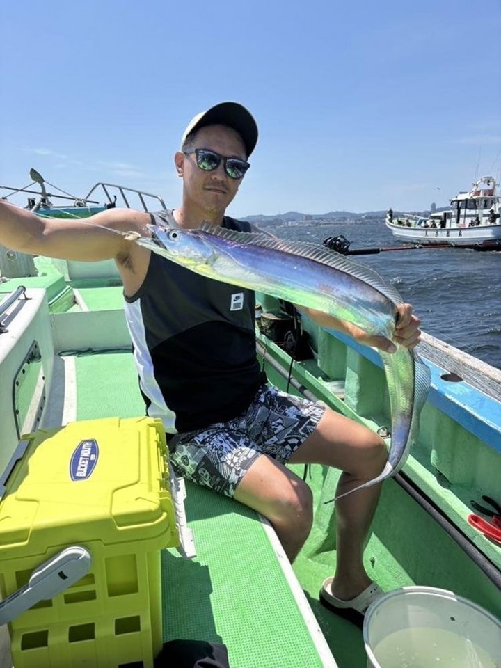 【釣果速報】東京都船宿いわたでタチウオのアタリ爆発！110cmの超大型ドラゴンも確保！この勢いをぜひ現地で体感せよ！