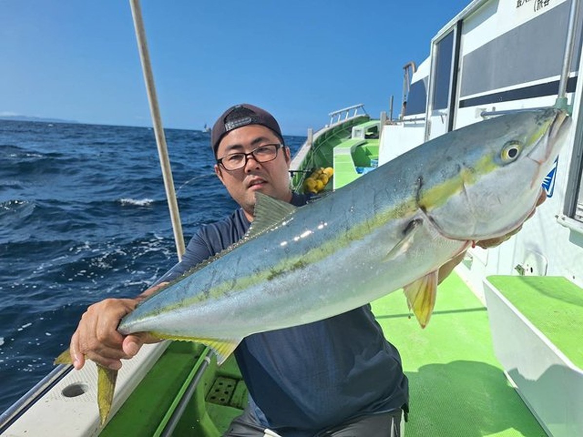 【釣果速報】千葉県利八丸でワラサがヒット！5kgサイズも申し分なし！今後はブリシーズン突入でさらなる大物に出会えるかも！