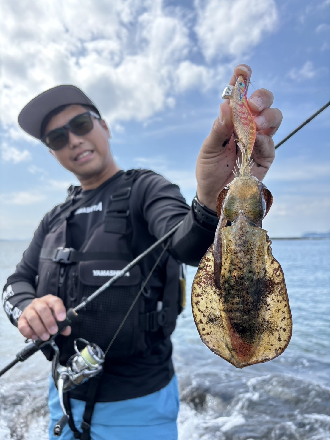 エギ王K3号スーパーシャローでキャッチした秋イカ