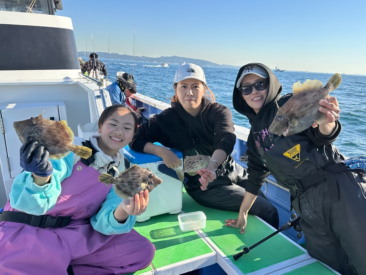 【釣果速報】神奈川県大松丸でカワハギが良型中心に上がる！30cm級も登場！冬の絶品カワハギをビッグサイズで手に入れよう！