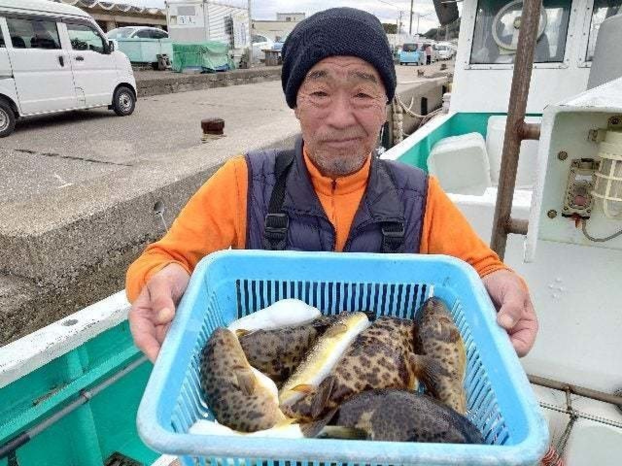 【釣果速報】千葉県利永丸はショウサイフグ・ヒガンフグが好調！ショウサイフグ最大35cm！フグ釣行なら千葉県利永丸に決まり！